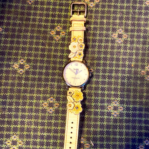 Watch - Picture 1 of 1